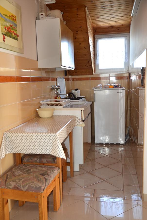 Benedekne Haza Apartment Gyenesdias Exterior photo